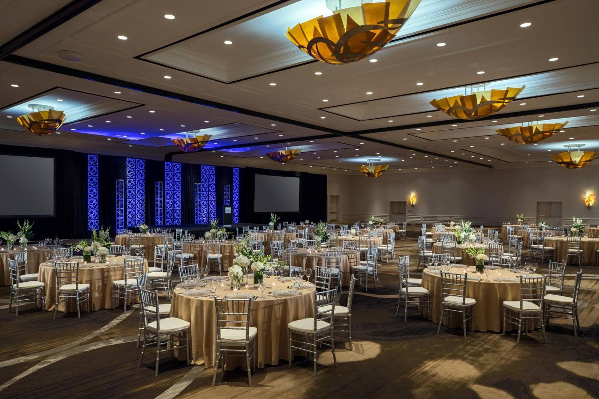 Renaissance Orlando At Seaworld Hotel Williamsburg Ngoại thất bức ảnh